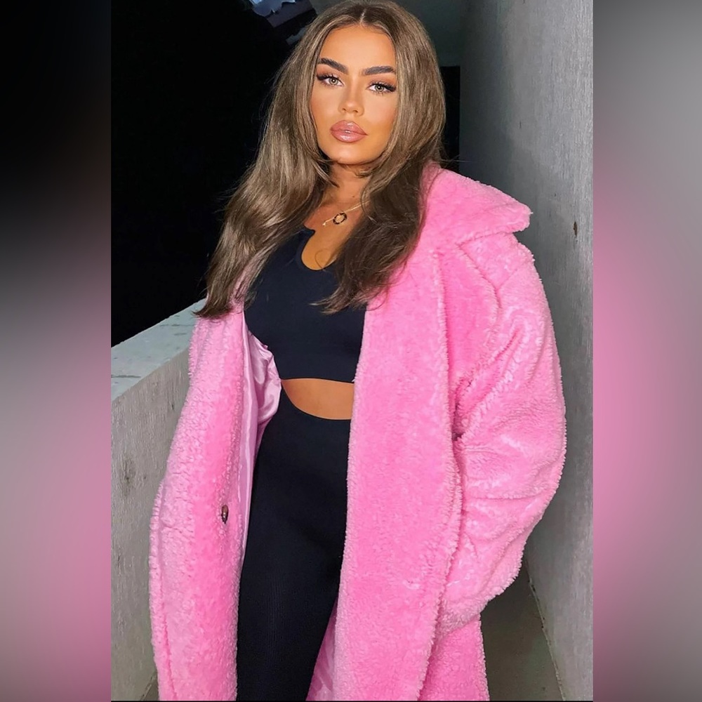 Fashion Nova, Pink Oversized teddy bear coat size S/M - Picture 8 of 9